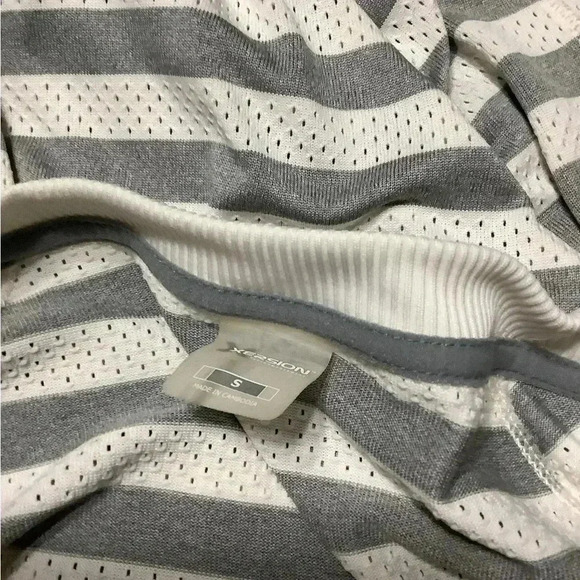 Xersion top‎ - Picture 7 of 8